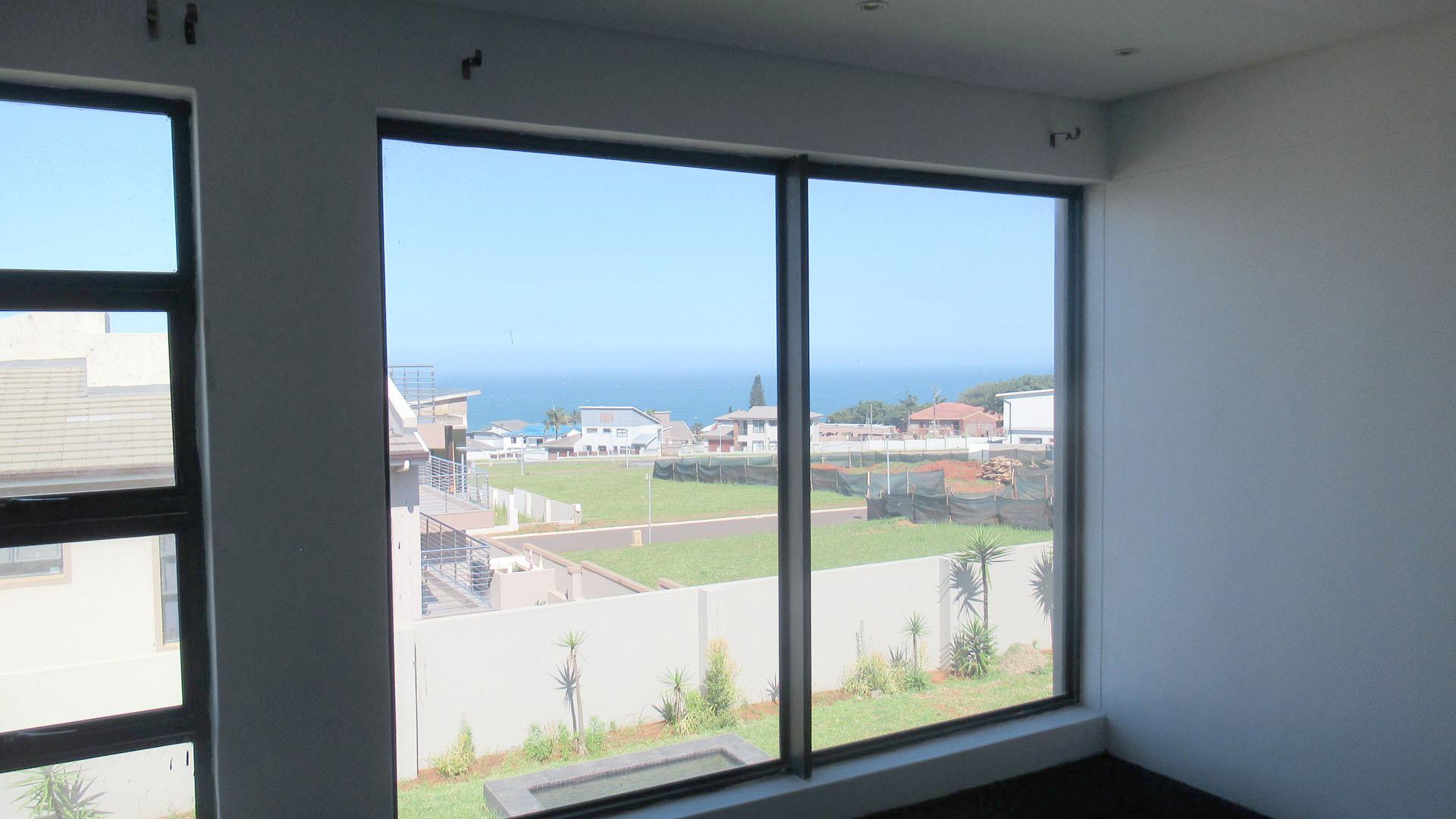 Bed Room 2 - 12 square meters of property in Ballito