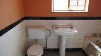 Bathroom 1 - 5 square meters of property in Turffontein