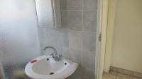 Bathroom 1 - 12 square meters of property in Bakerton