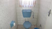 Bathroom 1 - 12 square meters of property in Bakerton