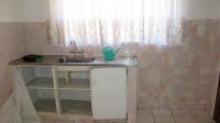 Kitchen - 12 square meters of property in Bakerton