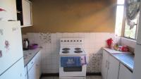 Kitchen - 8 square meters of property in Vanderbijlpark