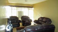 Lounges - 31 square meters of property in Vanderbijlpark