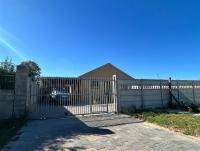 Front View of property in Sunninghill