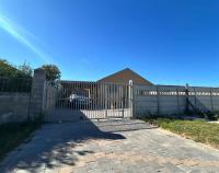 Front View of property in Sunninghill