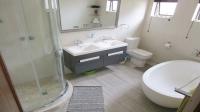 Main Bathroom of property in Greenstone Hill