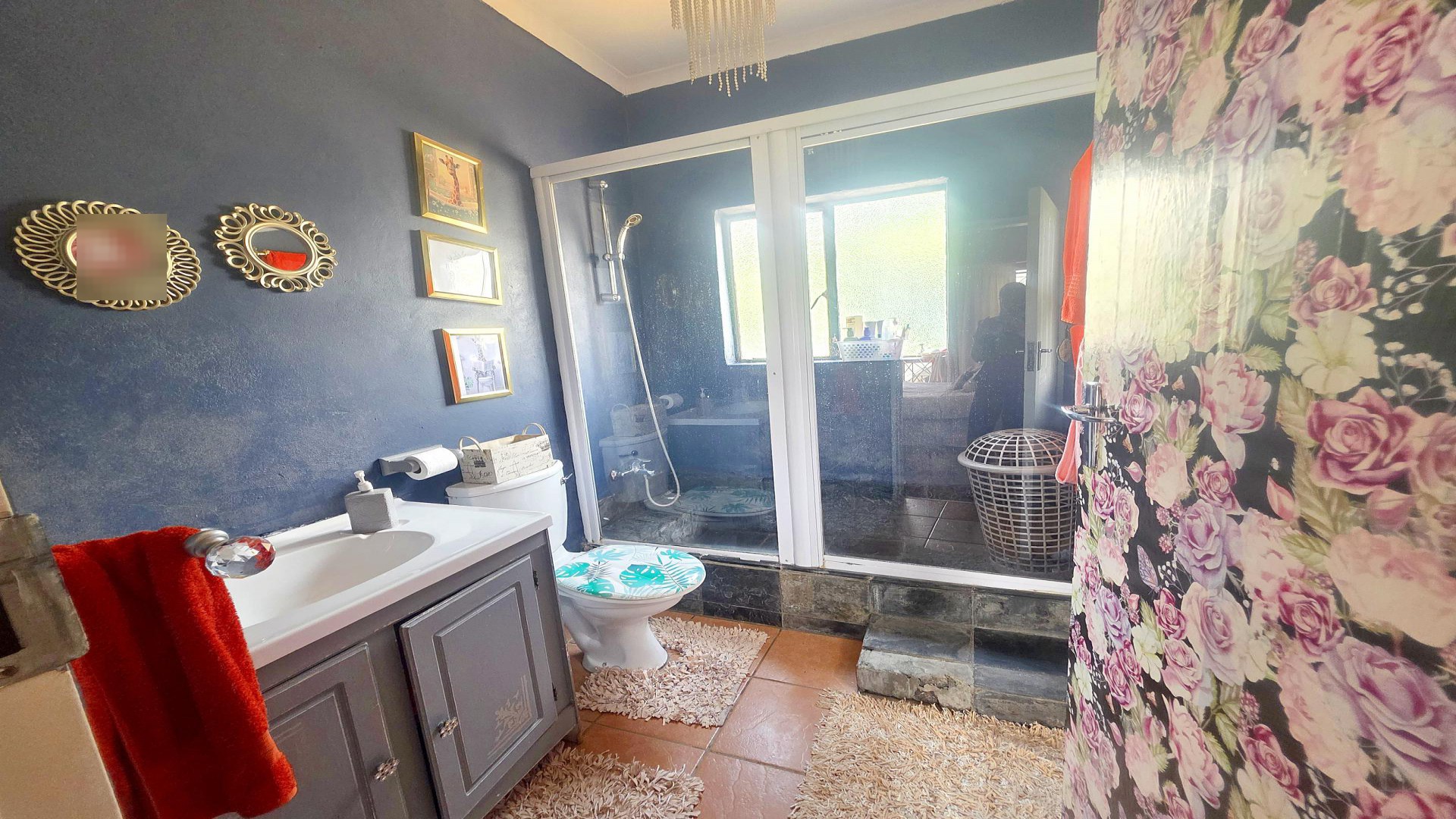 Bathroom 1 of property in Heidelberg - GP