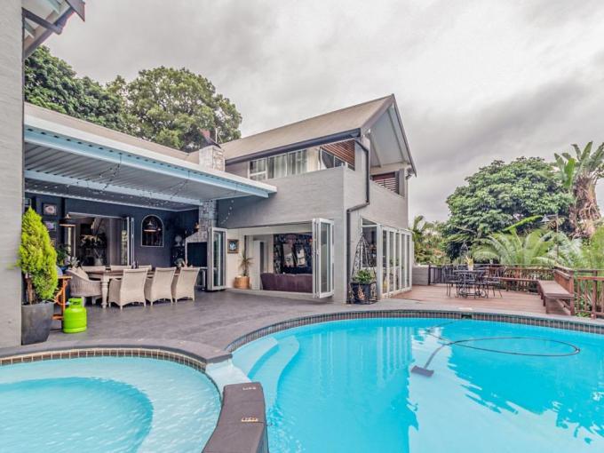 4 Bedroom House for Sale For Sale in Cowies Hill MR543426