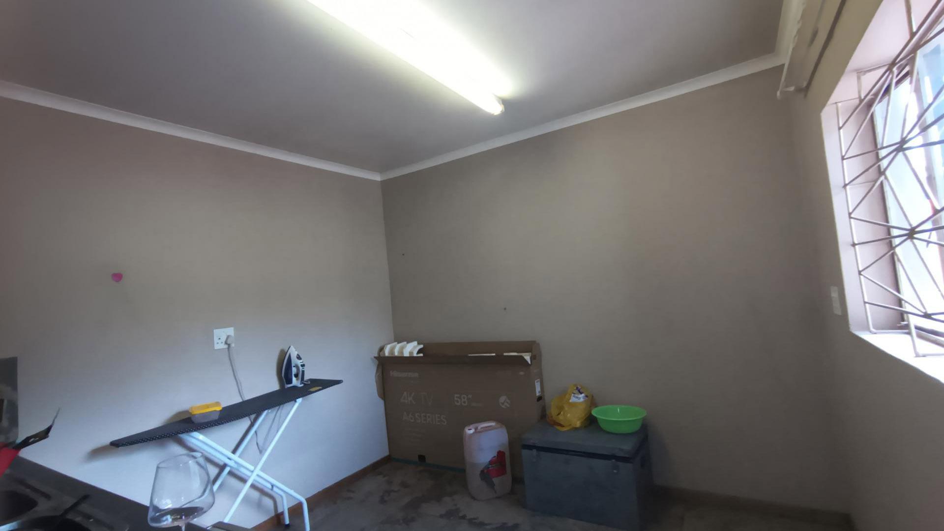 Laundry Room  of property in Olifantshoek