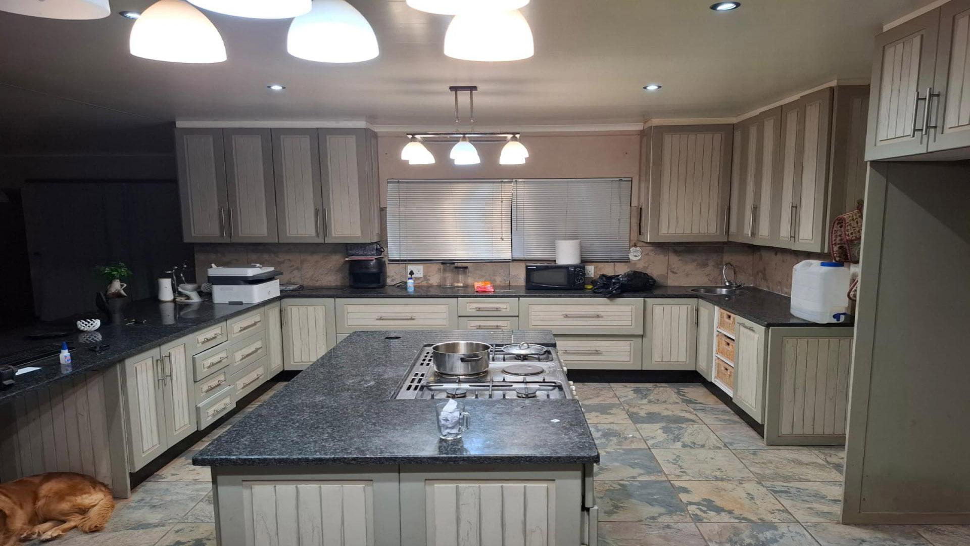 Kitchen of property in Olifantshoek