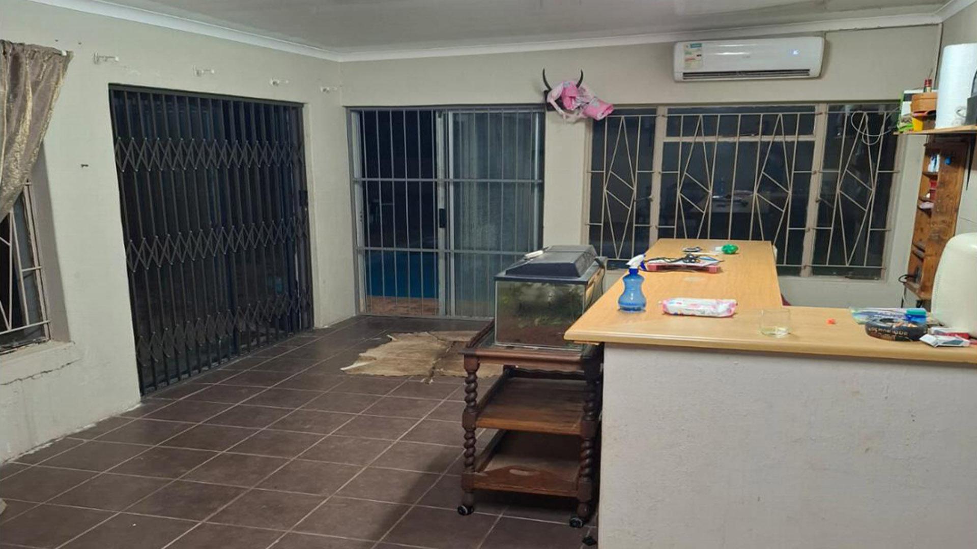 Spaces of property in Olifantshoek