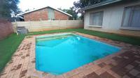 Swimming Pool of property in Olifantshoek