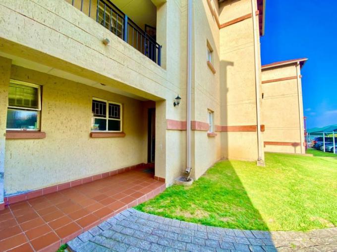 2 Bedroom Apartment for Sale For Sale in Ormonde MR543550