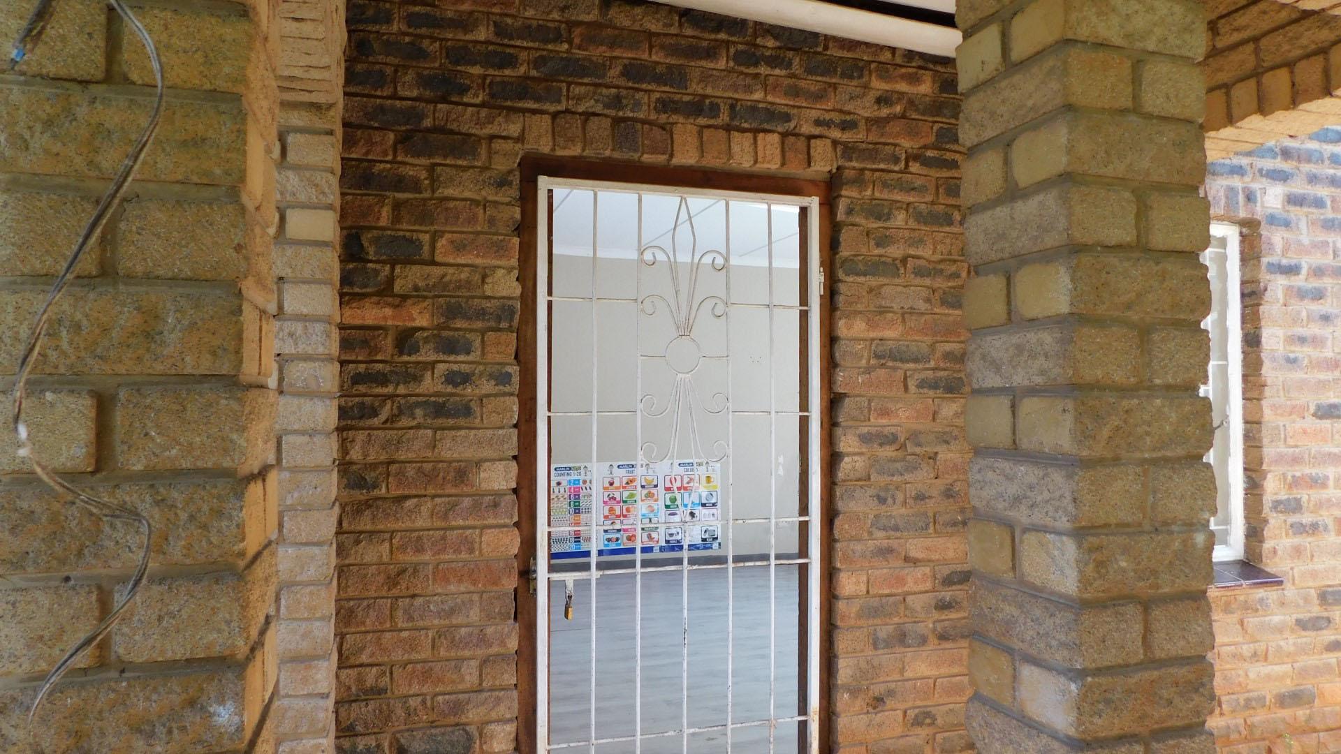 Patio - 16 square meters of property in Raisethorpe
