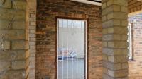 Patio - 16 square meters of property in Raisethorpe