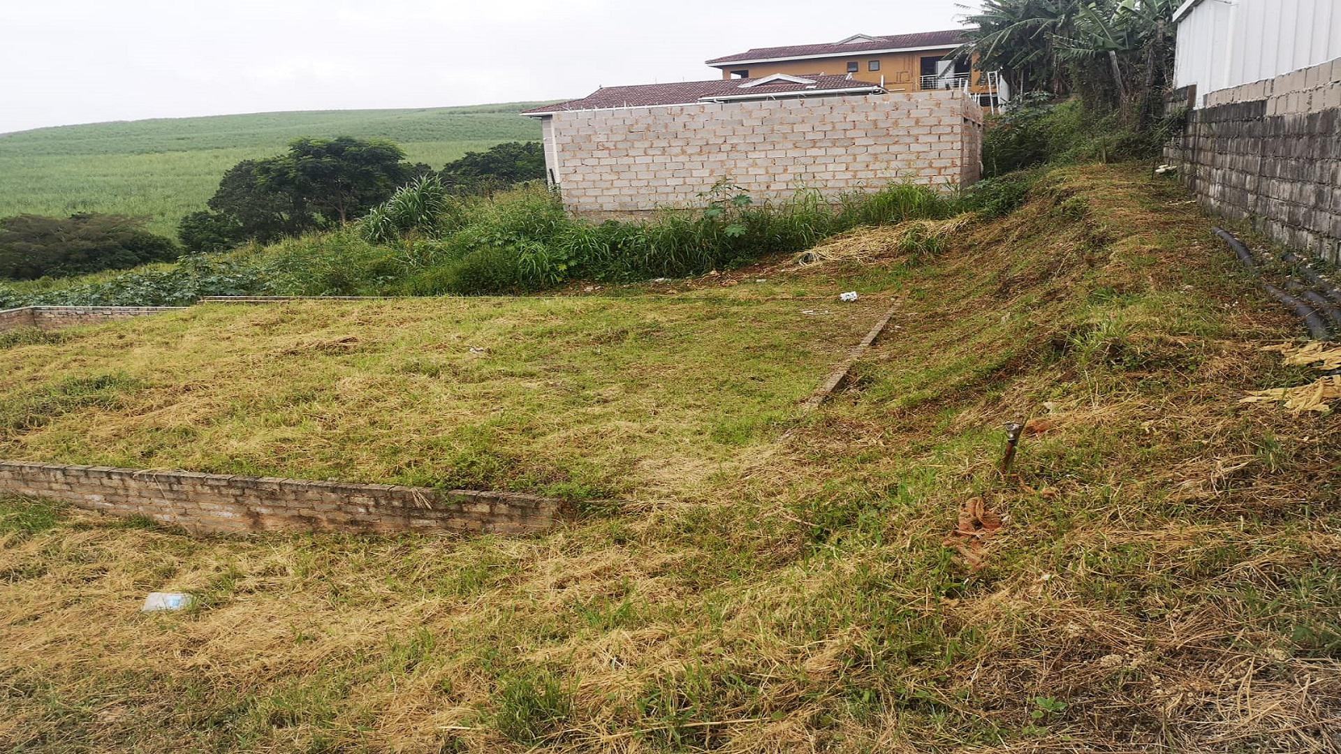 Spaces - 14 square meters of property in Tongaat