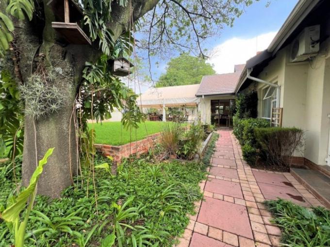 3 Bedroom House for Sale For Sale in Kensington B JHB MR