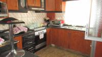Kitchen - 8 square meters of property in Crossmoor
