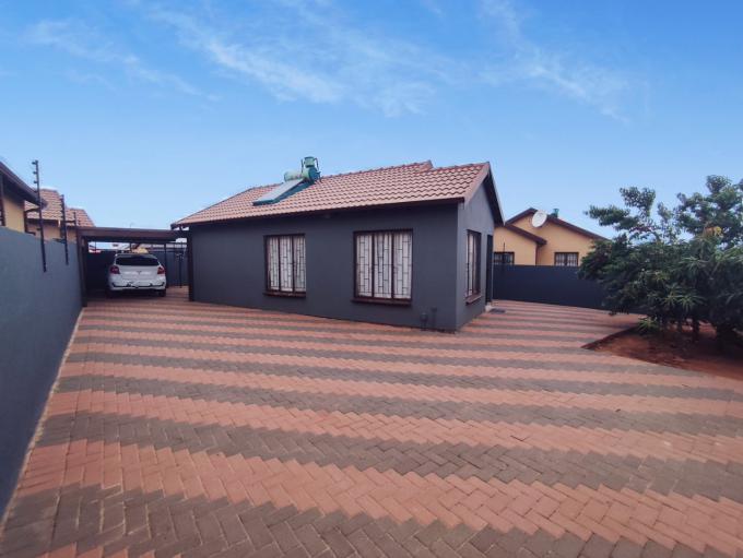 3 Bedroom House  - MR544230