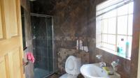 Bathroom 2 - 5 square meters of property in Vaalmarina