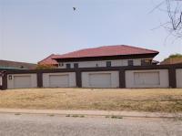 Front View of property in Vanderbijlpark
