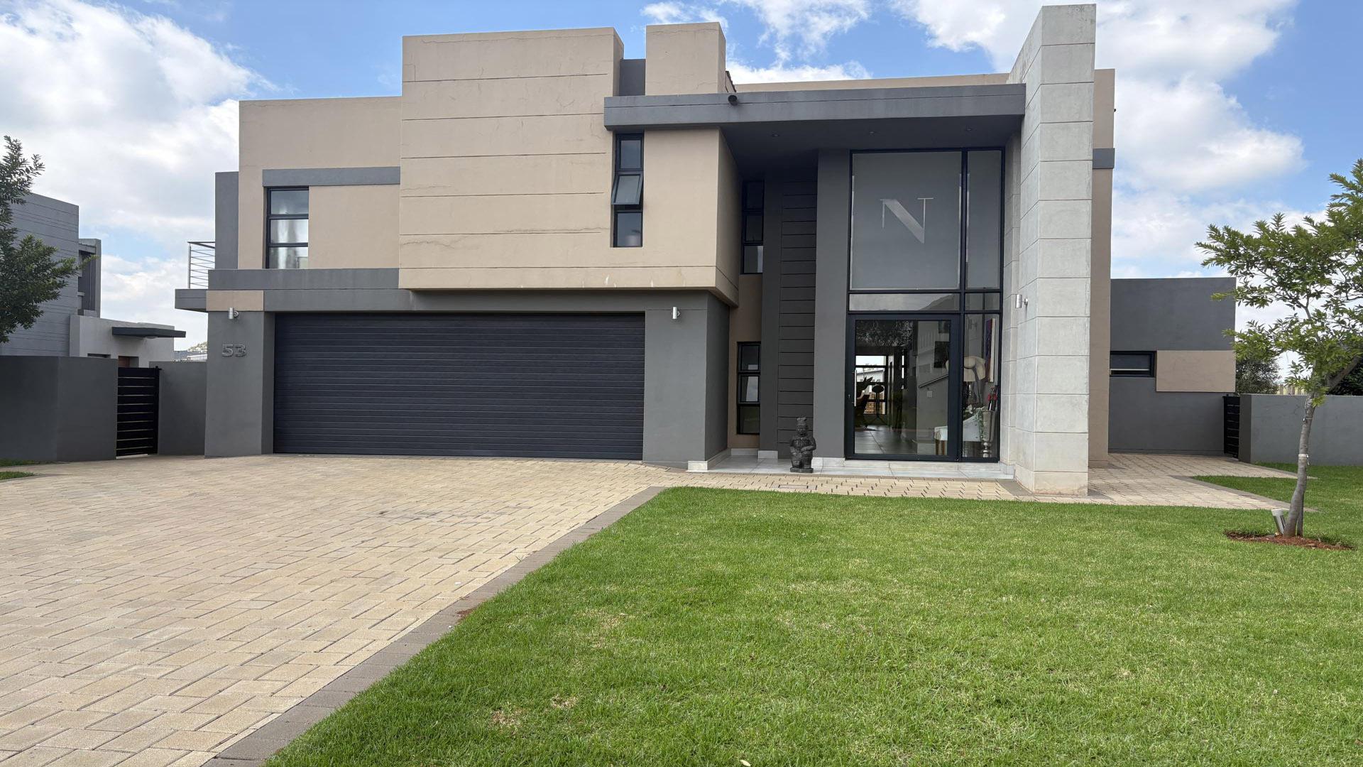Front View of property in Midstream Estate