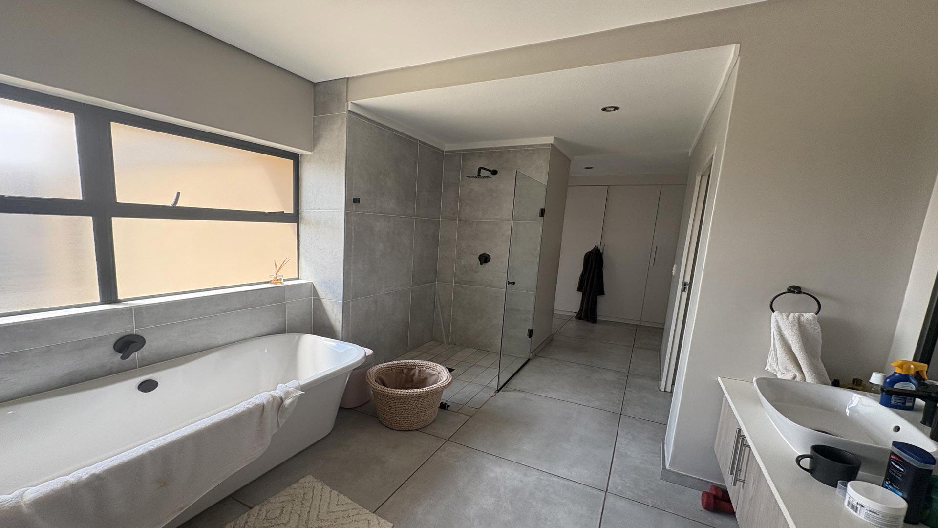 Bathroom 3+ of property in Midstream Estate