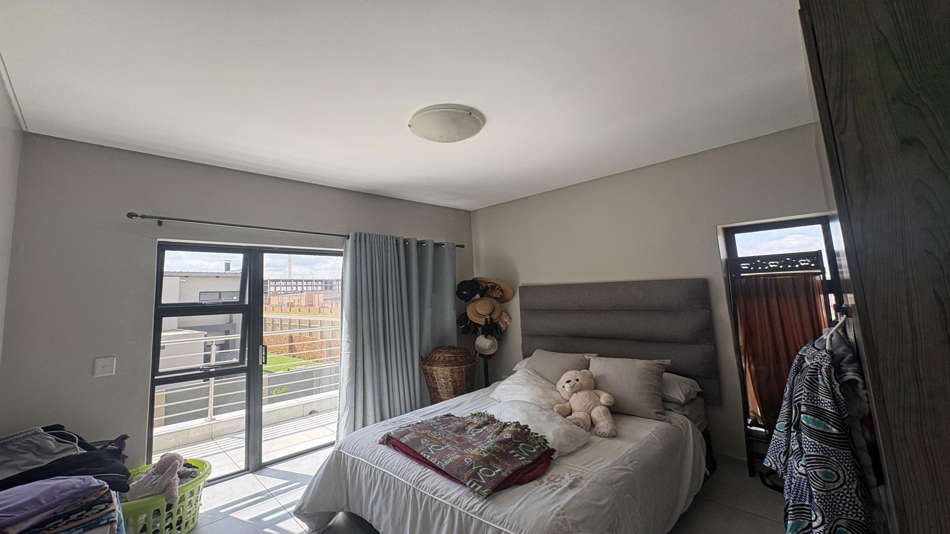 Bed Room 3 of property in Midstream Estate