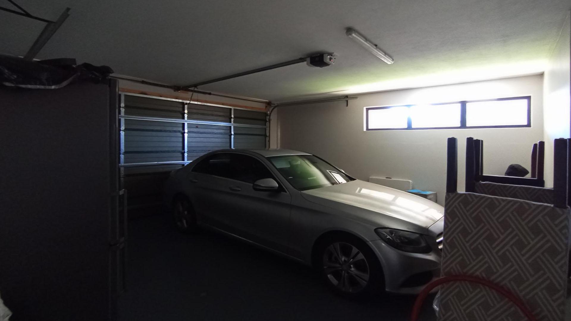 Garage - 41 square meters of property in Midstream Estate