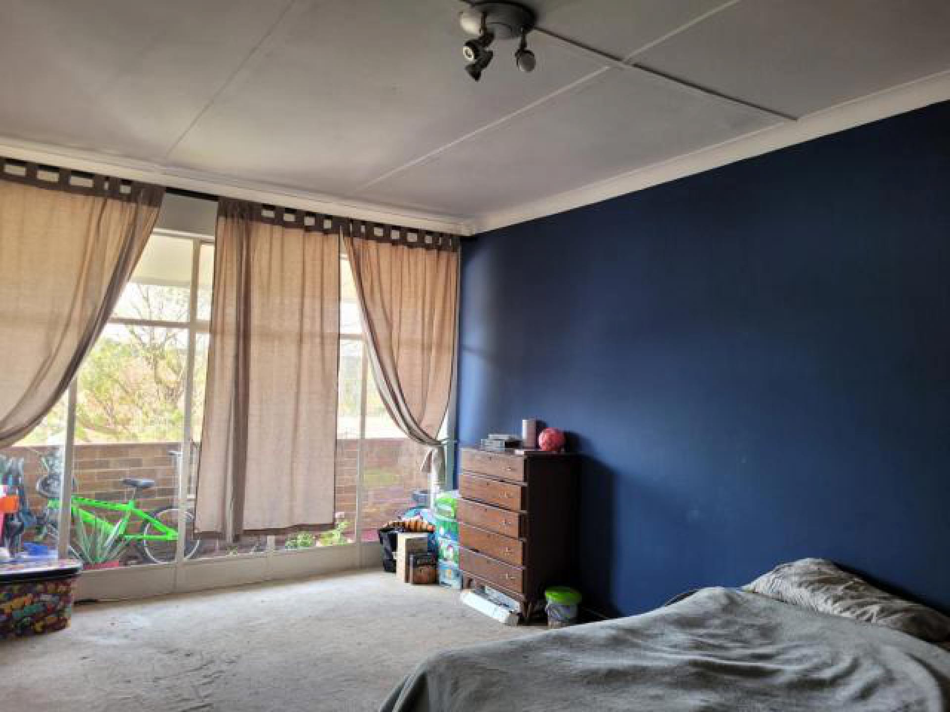 Bed Room 3 - 24 square meters of property in Florida