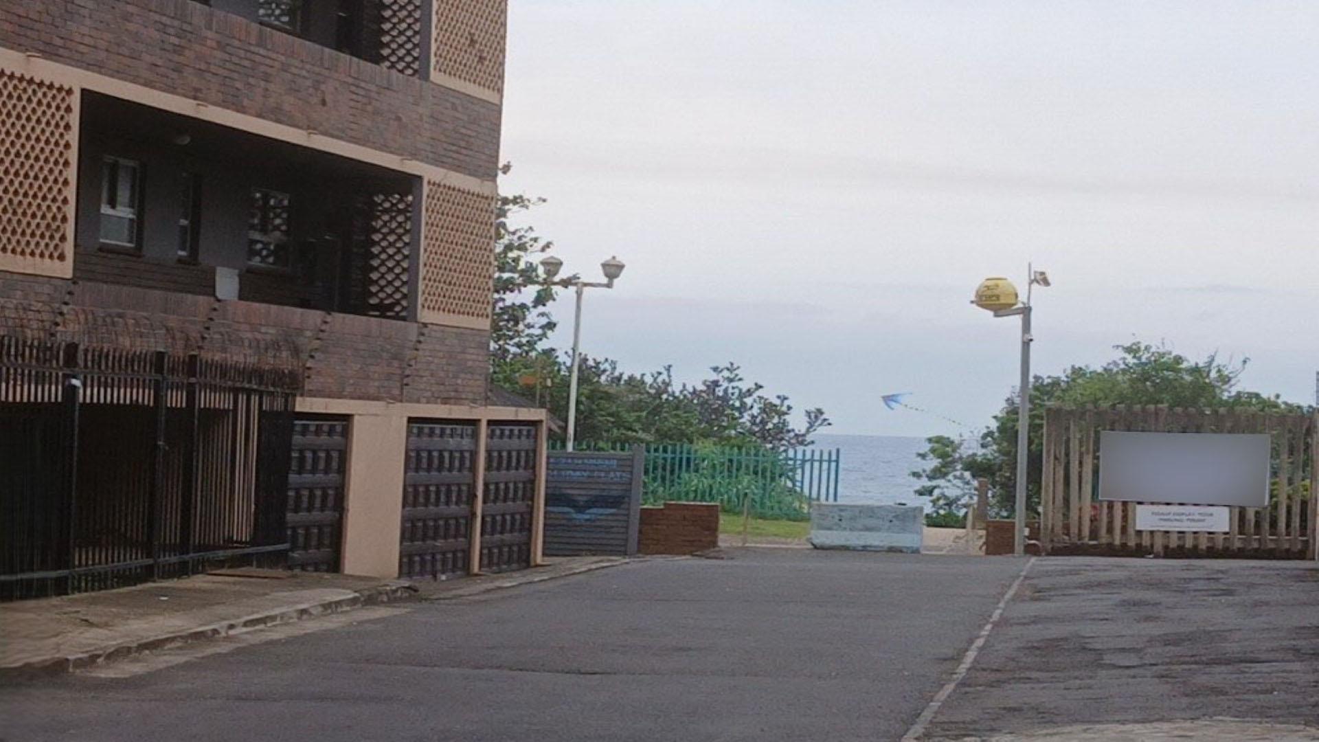 Front View of property in Amanzimtoti 