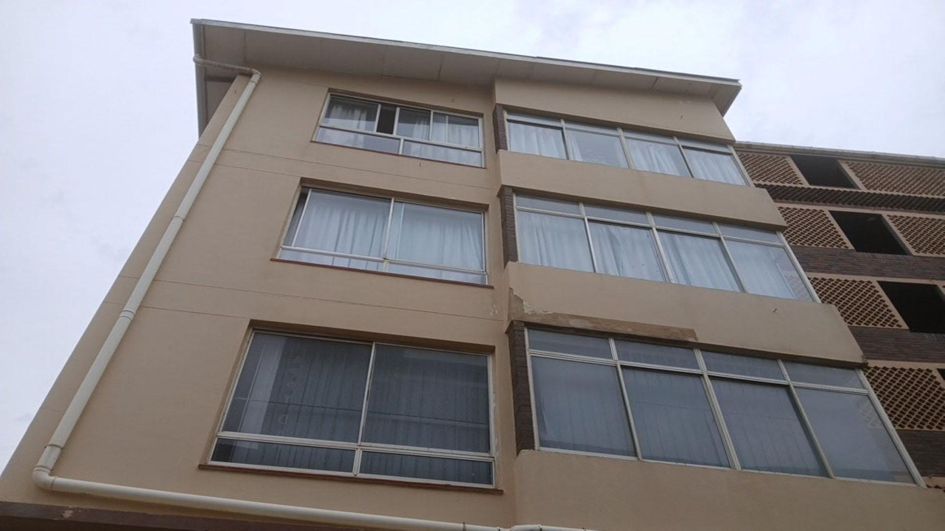 Front View of property in Amanzimtoti 
