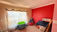 Bed Room 2 of property in Mashishing