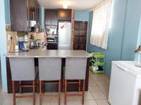 Kitchen of property in Sunnyside