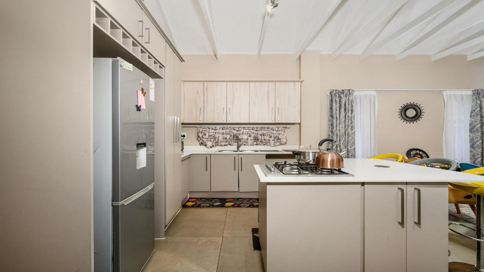 Kitchen of property in Parsons Vlei