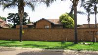 Front View of property in Glenmarais (Glen Marais)