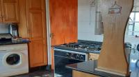 Kitchen - 14 square meters of property in Glenmarais (Glen Marais)