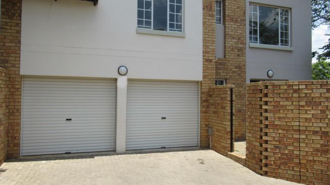 3 Bedroom Sectional Title for Sale For Sale in Oukraal Estate - Private Sale - MR544560