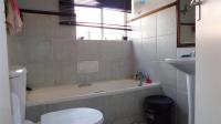 Bathroom 1 - 4 square meters of property in Lyttelton