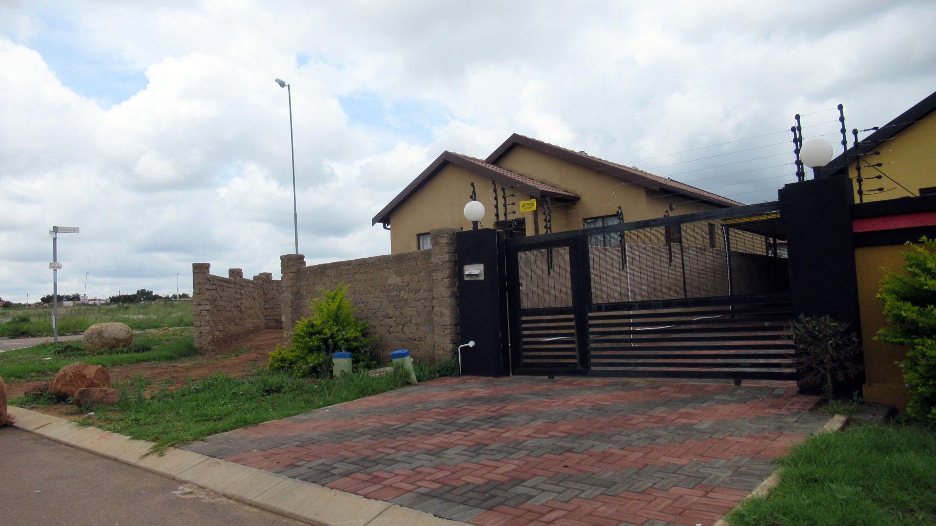 Front View of property in Soshanguve East