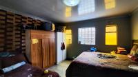Bed Room 2 - 20 square meters of property in Kwenele