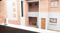 Balcony - 5 square meters of property in Olivedale
