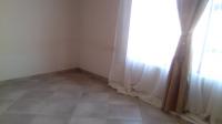 Bed Room 2 - 14 square meters of property in Pretoria North