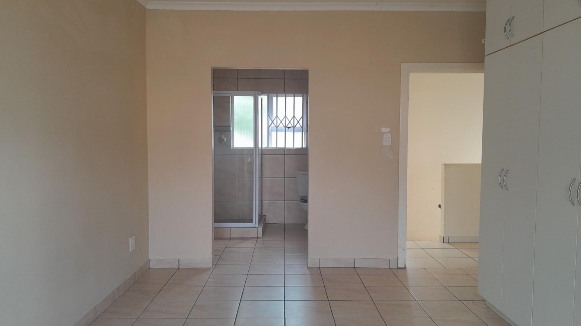 Bed Room 2 - 20 square meters of property in Panorama Park