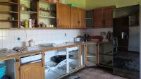 Kitchen - 27 square meters of property in Witpoortjie
