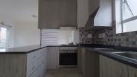Kitchen - 12 square meters of property in Buh Rein