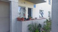 2 Bedroom 1 Bathroom Flat/Apartment for Sale for sale in Parow Central