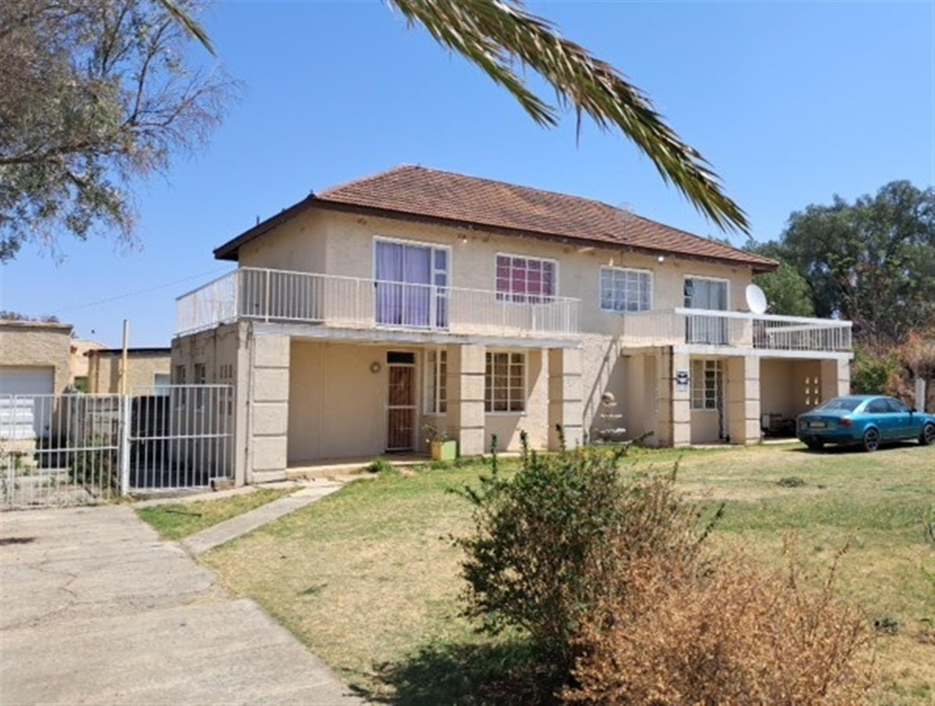 Front View of property in Bedelia