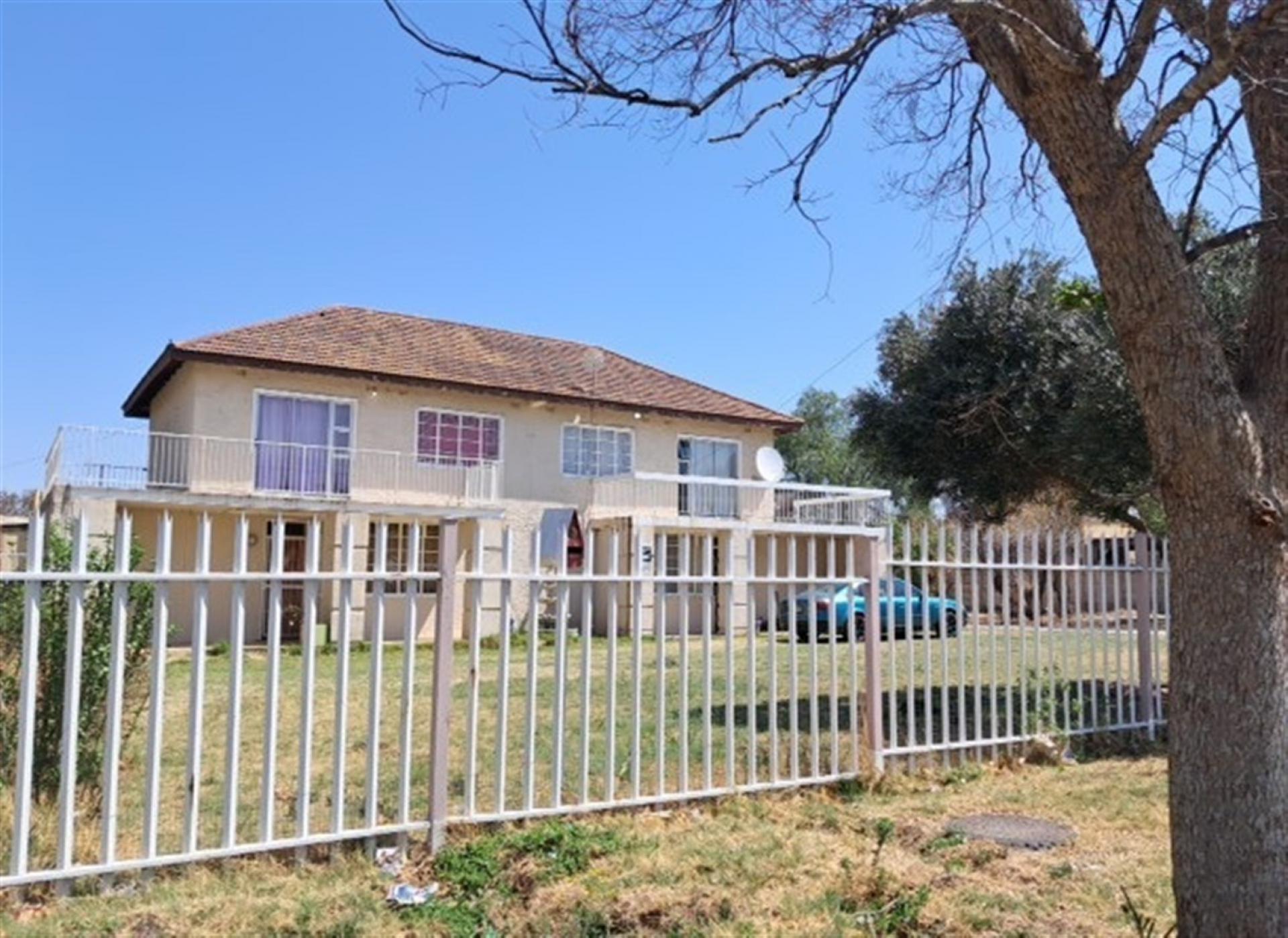 Front View of property in Bedelia