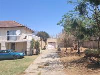 Front View of property in Bedelia